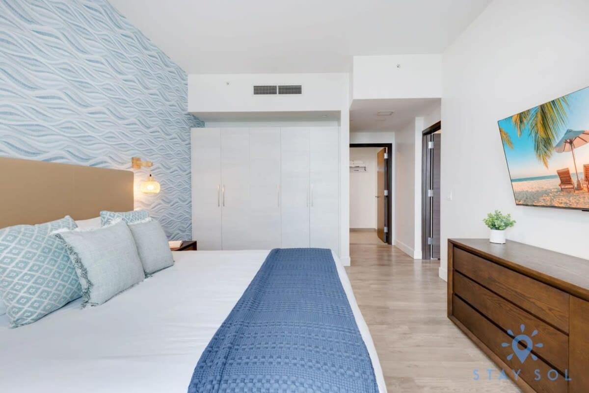 Rooftop Pool & Hot Tub - Gym - Hollywood Beach Exteriör bild